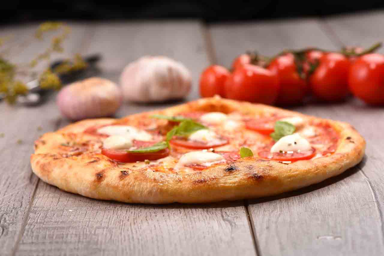 Receita fácil de Pizza Margherita. Foto: Pixabay